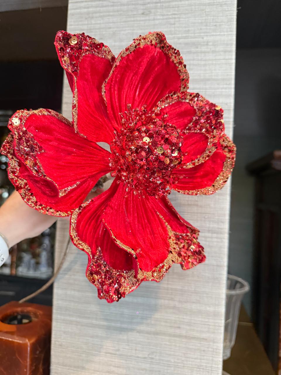 10" Victorian magnolia clip